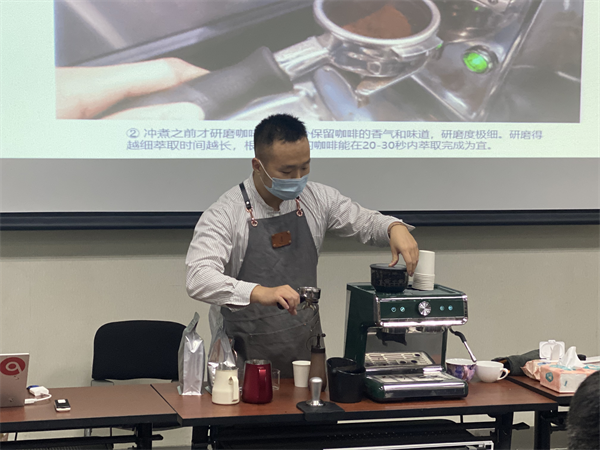 PG电子·仿照器(试玩游戏)官方网站