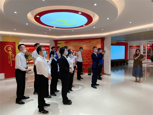 PG电子·仿照器(试玩游戏)官方网站