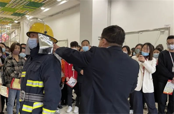 PG电子·仿照器(试玩游戏)官方网站